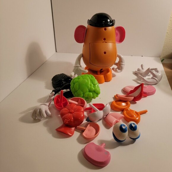 Vintage (2000) Old Playskool Mr. Potato Head with Extras - Picture 3 of 5